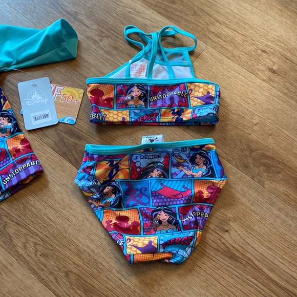 Size 3 LITTLE KIDS SWIMSUIT 3 PIECES - Picture 4 of 5